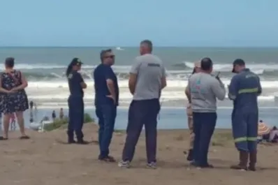 Desesperada búsqueda de un joven desaparecido en el mar en Necochea