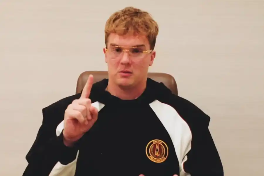 Hayden Mark Davis. CAPTURA DE VIDEO