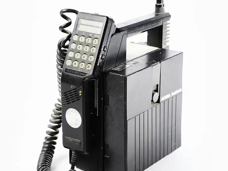 El Nokia Mobira salió en 1984 y se consideraba una opción de lujo para ejecutivos 