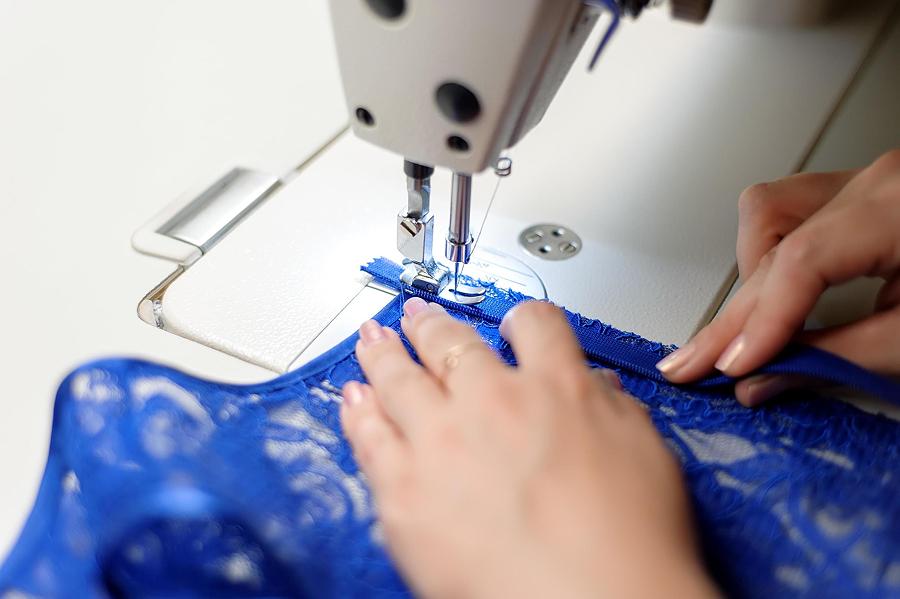 Coser ayuda a fortalecer la memoria y prevenir el deterioro cognitivo