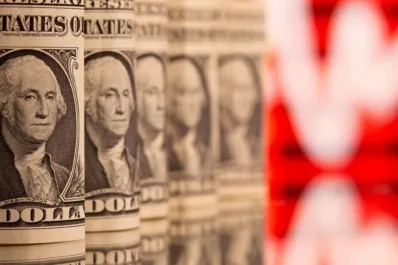 Tras el escándalo por $LIBRA, el dólar blue subió con fuerza y las acciones argentinas cayeron