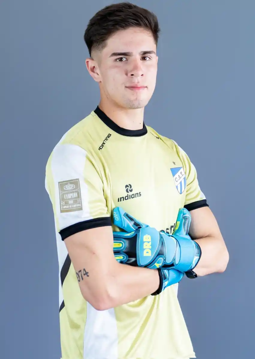 ¿Qué pasará con Kappa?: Atlético Tucumán presentó una camiseta de una marca tucumana para Reserva