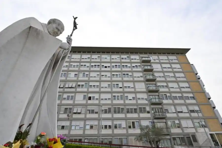 Cómo es el policlínico Gemelli, el hospital donde los pontífices reciben atención: desde Juan Pablo II hasta Francisco