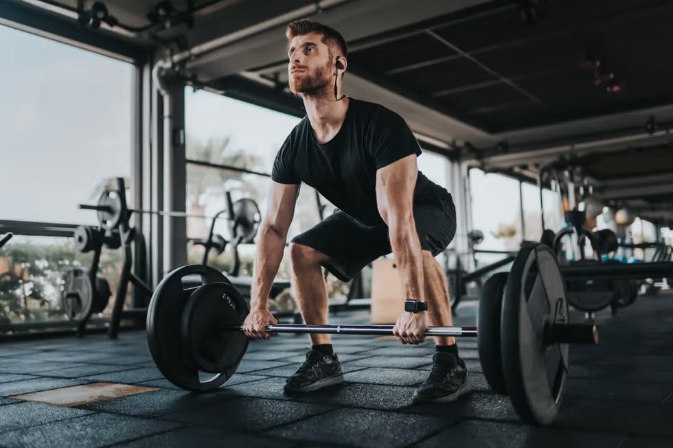 Cómo ganar masa muscular después de los 40 en solo tres semanas: plan de entrenamiento
