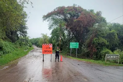 Corte de ruta: el desborde del río Cochuna interrumpió el tránsito en la ruta 65