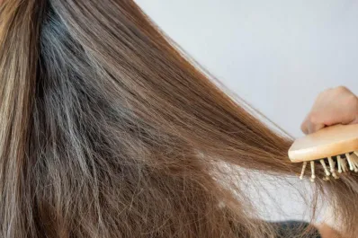 Cómo eliminar el frizz del pelo con dos ingredientes y en pocos minutos