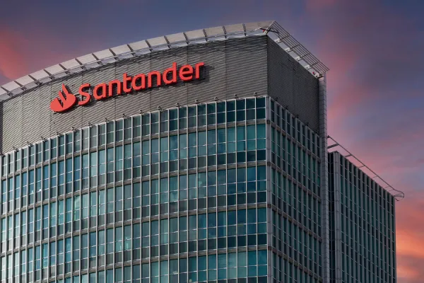 ¿Buscás trabajo? Cómo dejar tu CV en el Banco Santander