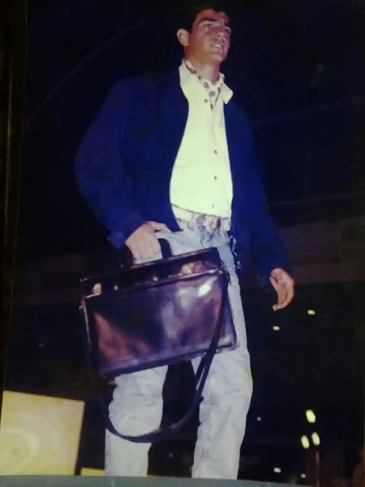 QUÉ RECUERDO. Meija, en una pasarela. El ex futbolista desfiló junto a reconocidas modelos.