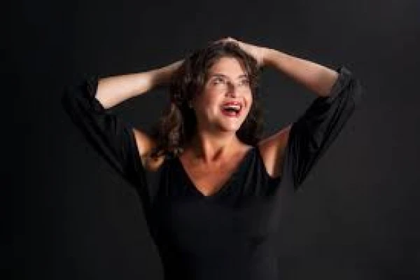 Una “Tertulia de tangos” presenta Mariela Acotto