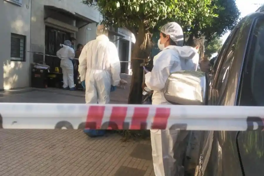 EL DÍA DEL HECHO. Los peritos, al llegar a 25 de Mayo al 1.400.