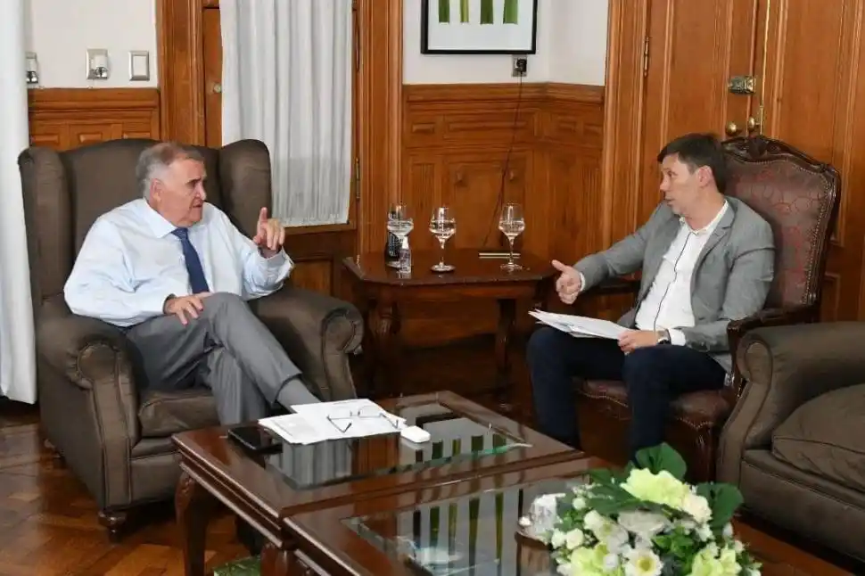 Tucumán: una semana de reuniones con interpretaciones políticas