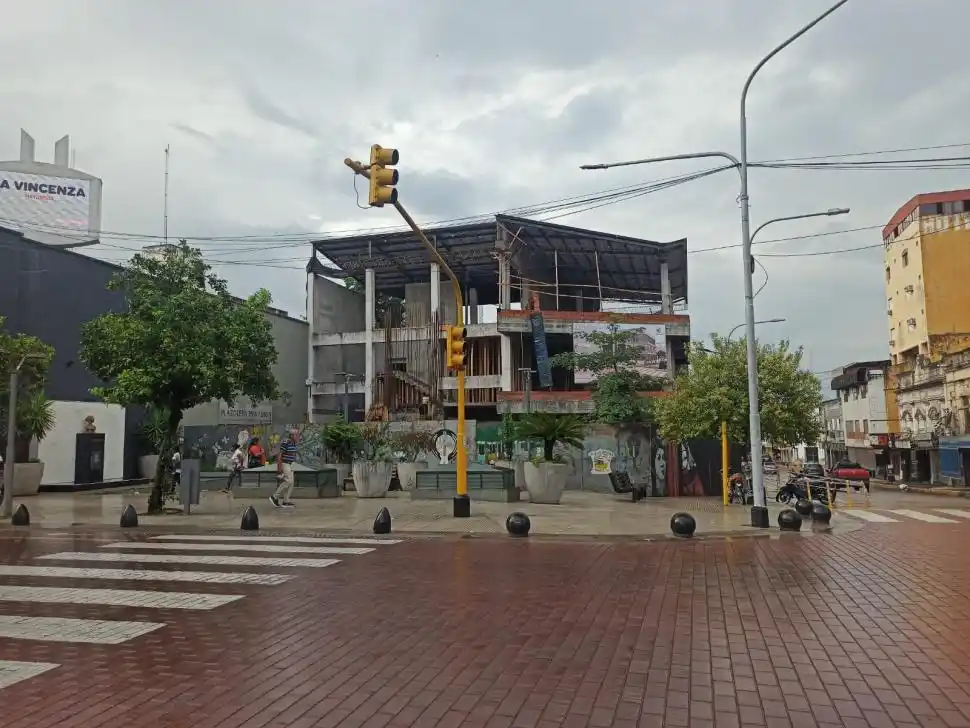 EN OBRA. La remodelación del Centro Cultural comenzó el año pasado.