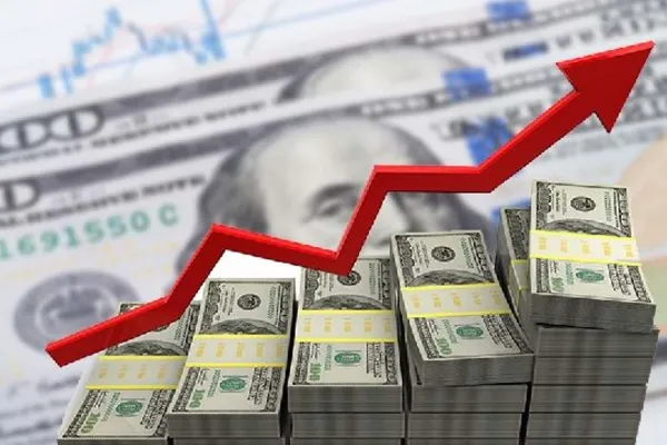 El dólar blue subió $10 y alcanzó el valor más alto en un mes