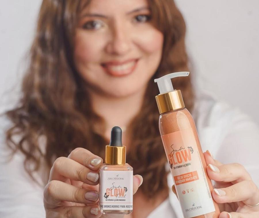 ESTRATEGIA EN REDES. Un producto que tuvo un lanzamiento reciente es el Kit Sun Glow. / INSTAGRAM @farmaciasancristobal