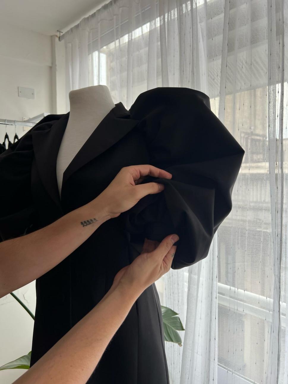 El vestido de un tucumano conquistó a “Envidiosa” 2