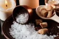 El ritual de la sal que es viral en TikTok: cómo atraer abundancia el primer domingo de marzo