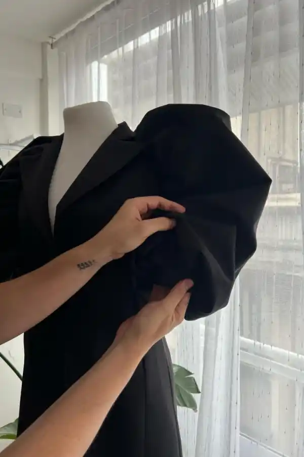 El vestido de un tucumano conquistó a “Envidiosa” 2