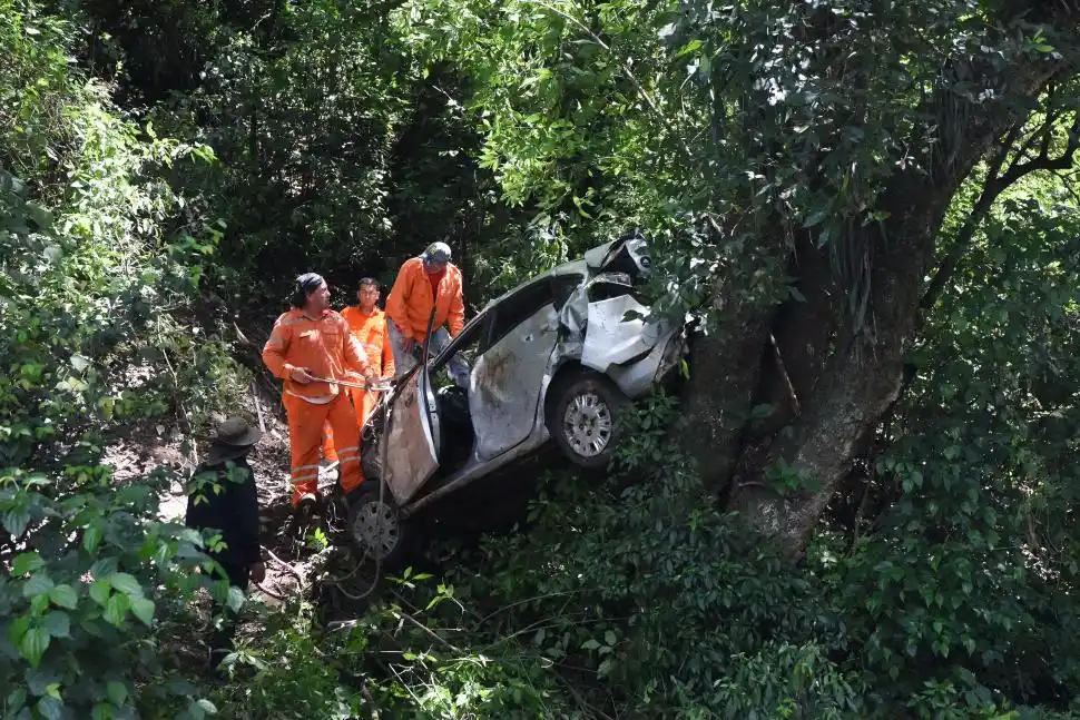 Camino a San Javier: el riesgo acecha en la angosta ruta 338, que está deteriorada