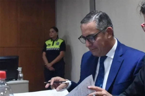 El radical José Cano cuestionó la continuidad de la prisión preventiva para el abogado Morales