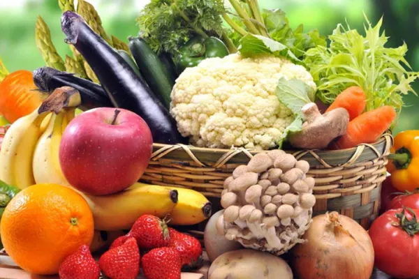 Cuántas frutas y verduras comer por día para reducir el riesgo de mortalidad en un 40%, según un estudio