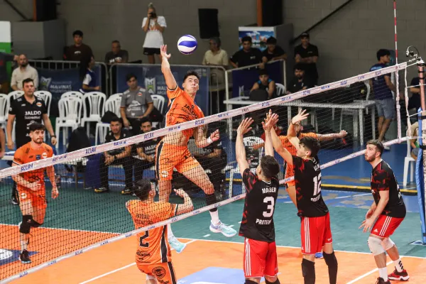 Monteros Vóley no pudo contra River Plate y el ganador de la semifinal se definirá en el tercer partido