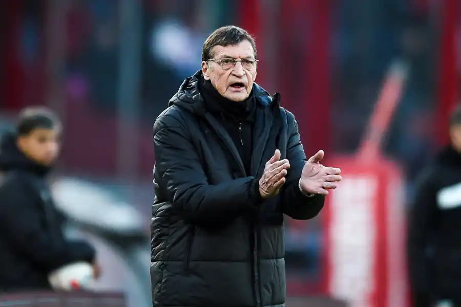 Julio César Falcioni.