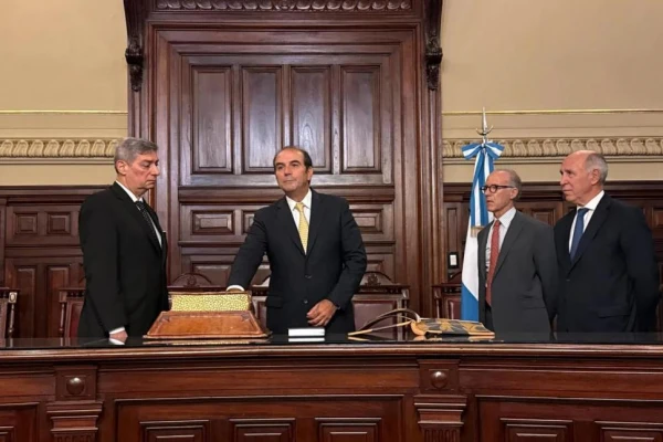 Instan al Senado a tratar los pliegos para la Corte Suprema
