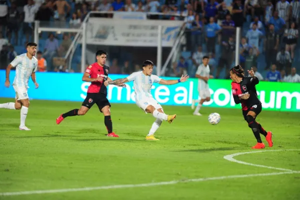 La caída contra Newells hizo explotar el enojo de los hinchas de Atlético Tucumán