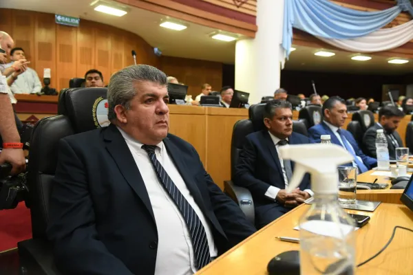 Denuncia de la Procelac: ex intendentes dicen que es habitual el pago con cheques por ventanilla