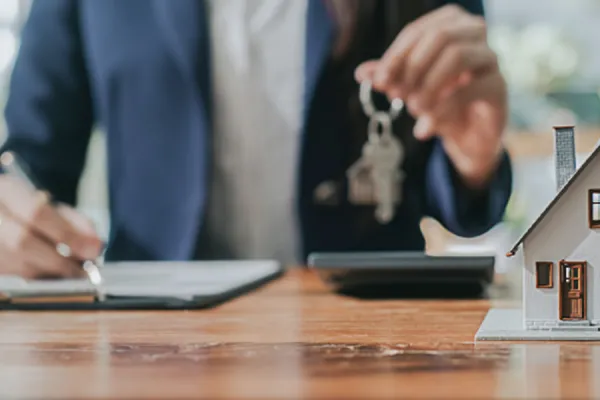 Por qué estudiar Corretaje Inmobiliario en la USP-T y cuáles son las seis habilidades clave en el sector