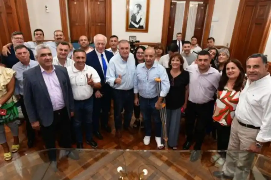 Recomposición salarial: el Gobierno firmó un acuerdo con Atepyss y el Subsidio de Salud