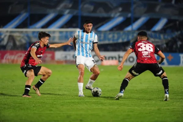 Me gusta el ida y vuelta con los hinchas siempre que sea con respeto, admitió Matías Orihuela