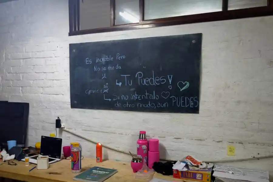 MENSAJES DE ALIENTO. Los estudiantes encuentran apoyo emocional con mensajes de aliento cotidianos. / LA GACETA