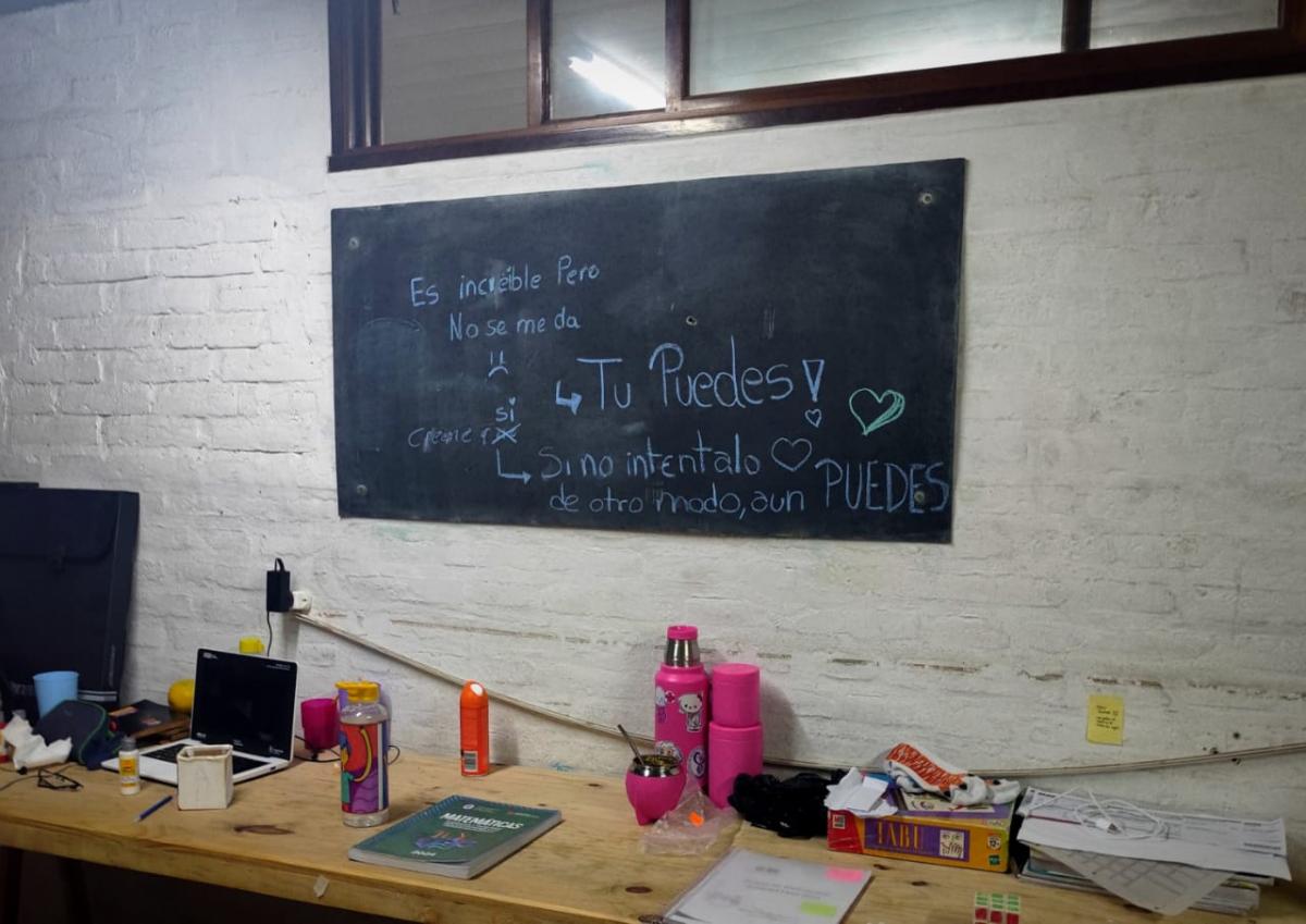 MENSAJES DE ALIENTO. Los estudiantes encuentran apoyo emocional con mensajes de aliento cotidianos. / LA GACETA