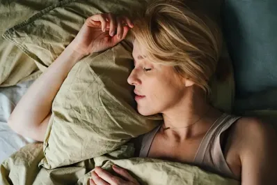 La técnica para despertarse con energía y empezar el día, según la ciencia