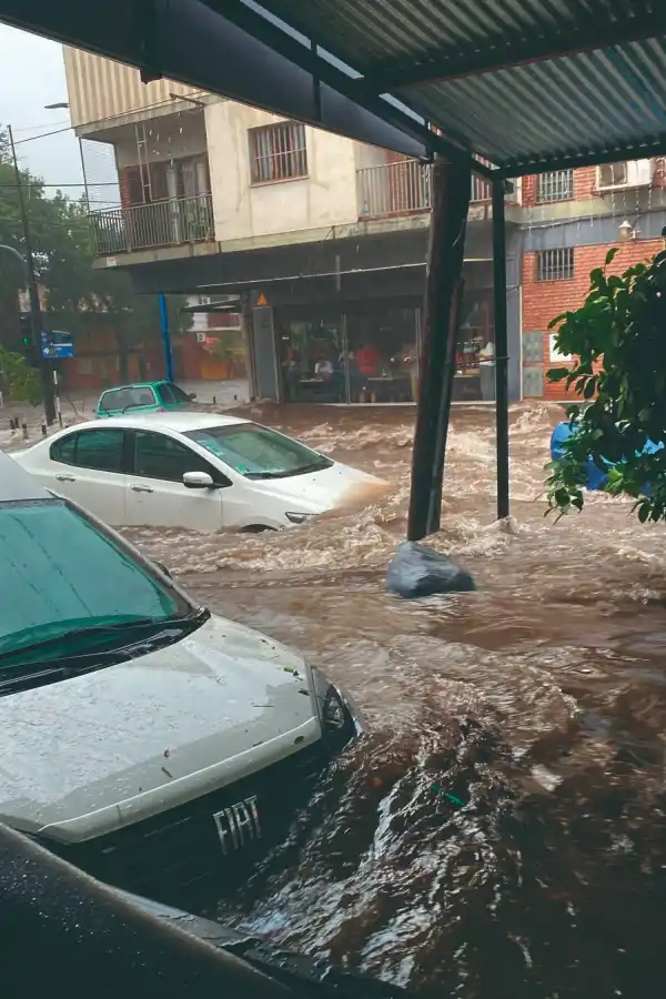 En Tucumán llovió en un día lo previsto para el mes