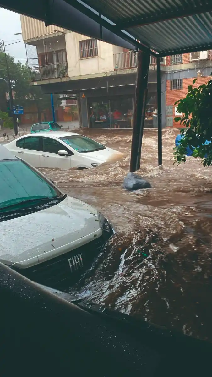 En Tucumán llovió en un día lo previsto para el mes