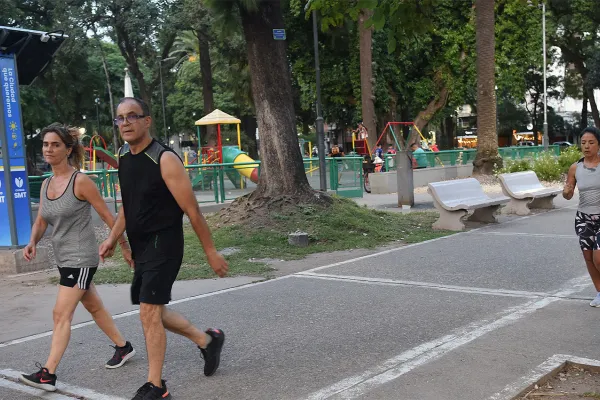 El tiempo en Tucumán: volverá a subir la temperatura y anuncian lluvia por la noche