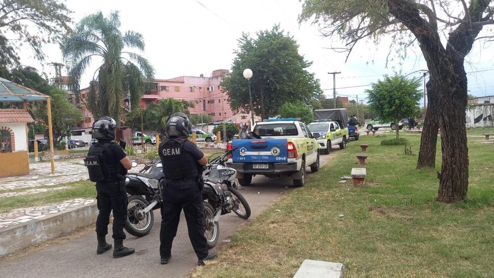 Los vecinos piden que el “trencito” pase por el barrio todos los días.