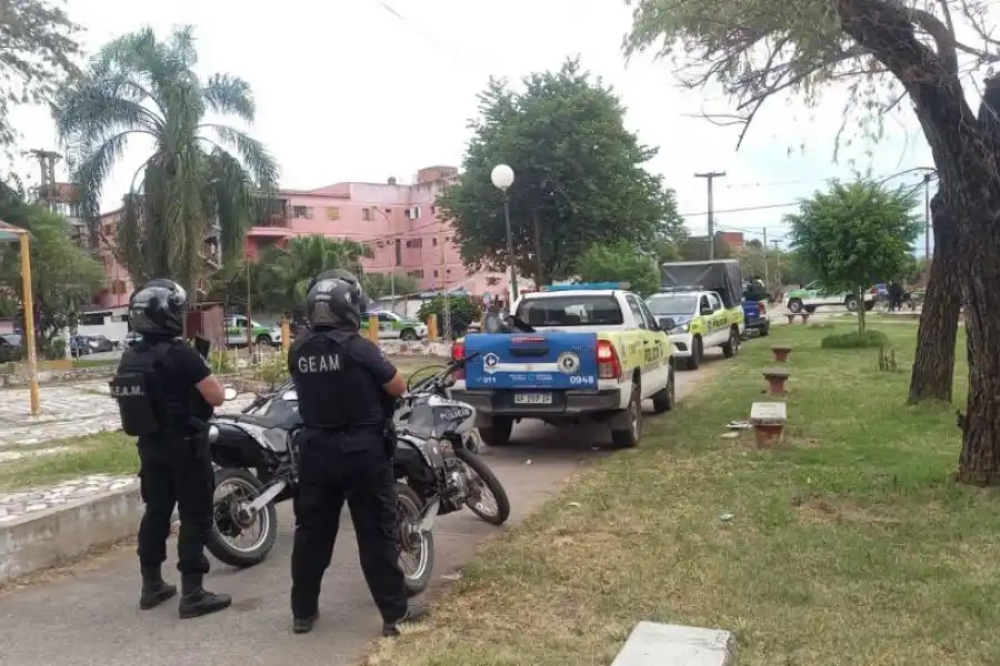 Los vecinos piden que el “trencito” pase por el barrio todos los días.