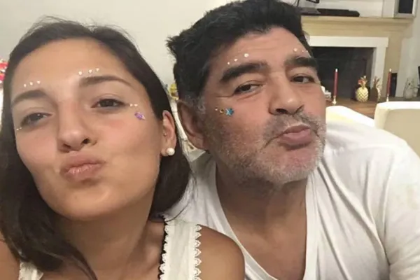 Juicio por la muerte de Diego Maradona: Jana sorprendió a todos con su nueva imagen