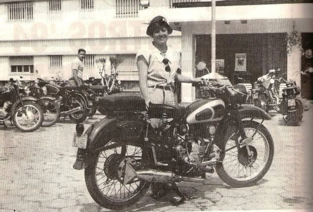 MUJER RÉCORD. Norma asegura que fue de las primeras que participó de un rally de motos antiguas.