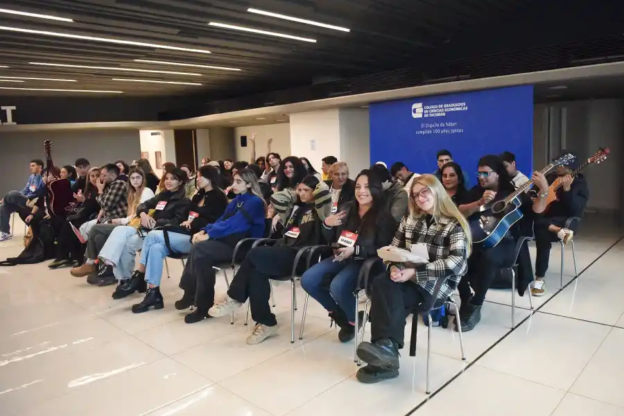 LA GACETA FOTOS DE ANA LÍA JARAMILLO