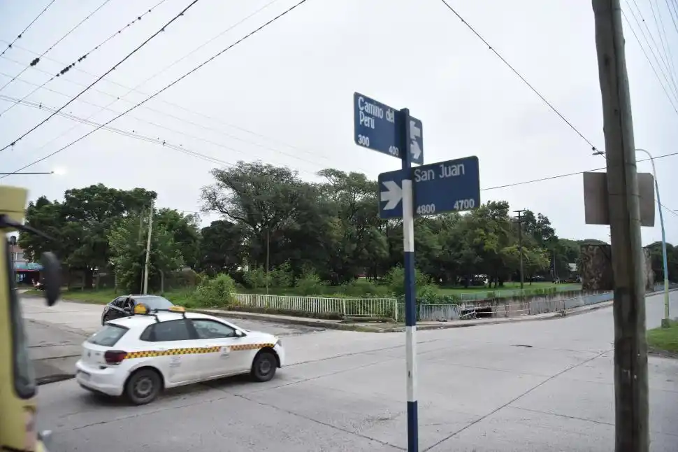 CAOS VEHICULAR. La mayoría de los accidentes ocurren en hora pico.