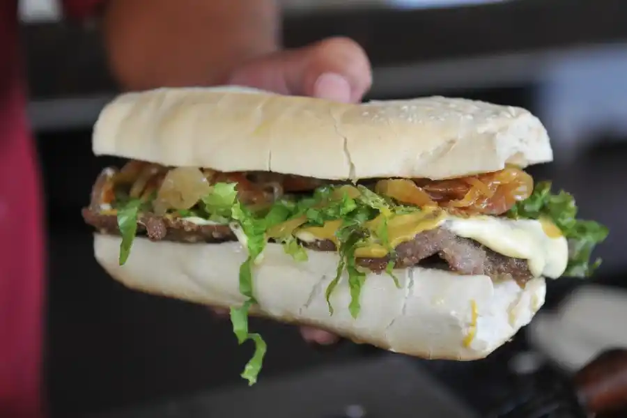 El sabor que conquista Tucumán: ¿cuándo y dónde se disputará el mejor sándwich de milanesa?