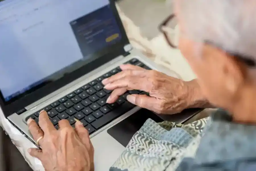 Las cuotas de la computadora no deberán superar un tercio del salario de los jubilados.