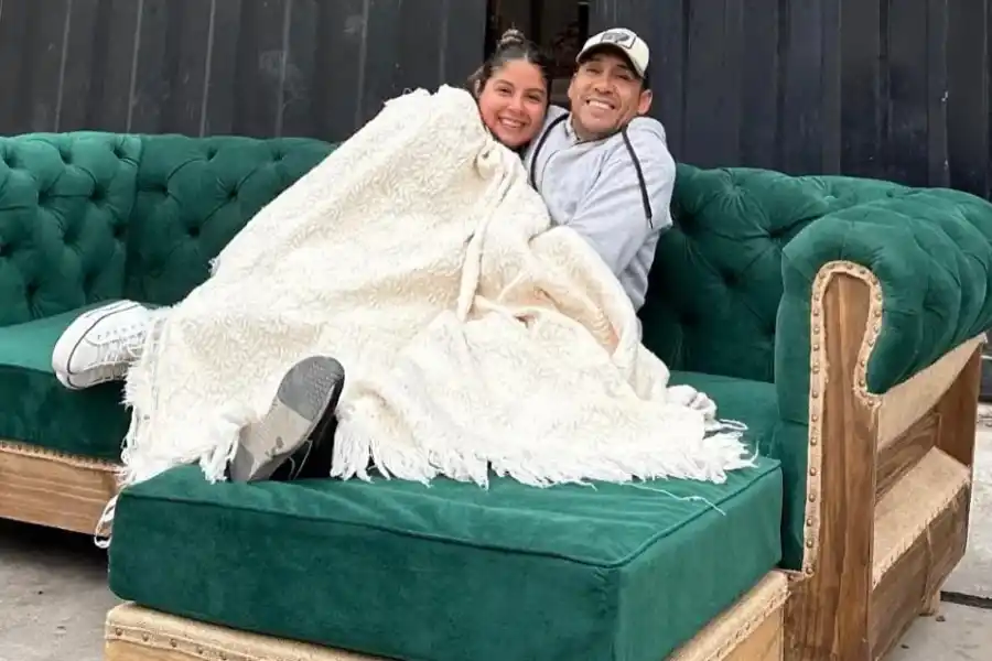 UN ANTES Y UN DESPUÉS. Emprender en pandemia cambió la vida de Luciana y de Horacio. / INSTAGRAM @amueblarte_ventasonline