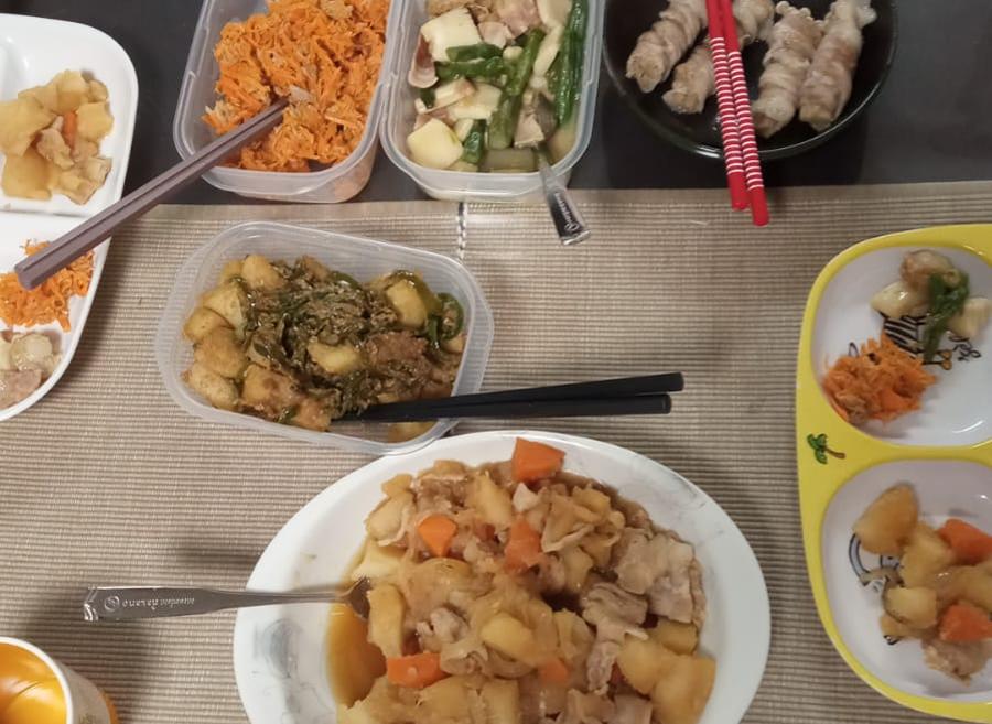 COMIDA TÍPICA. En Japón, Magdalena fue recibida por una familia y una ''mamá'' que le preparaba comida a ella y a sus ''hermanos'''. / AFS