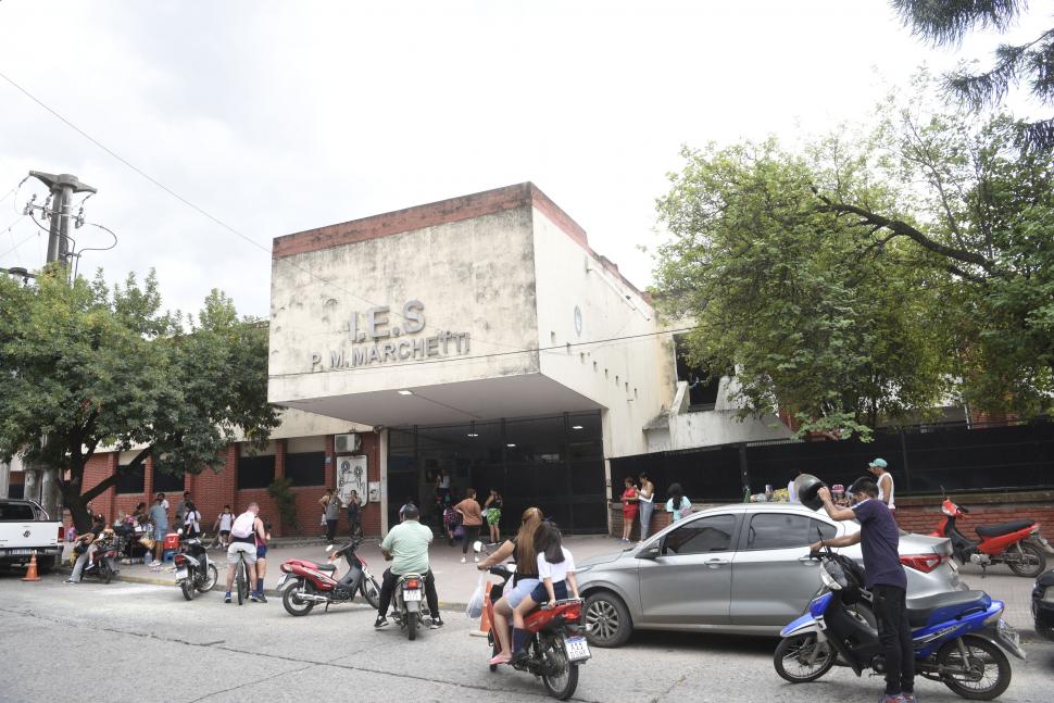 Cómo reconocer las huellas del brutalismo en Tucumán
