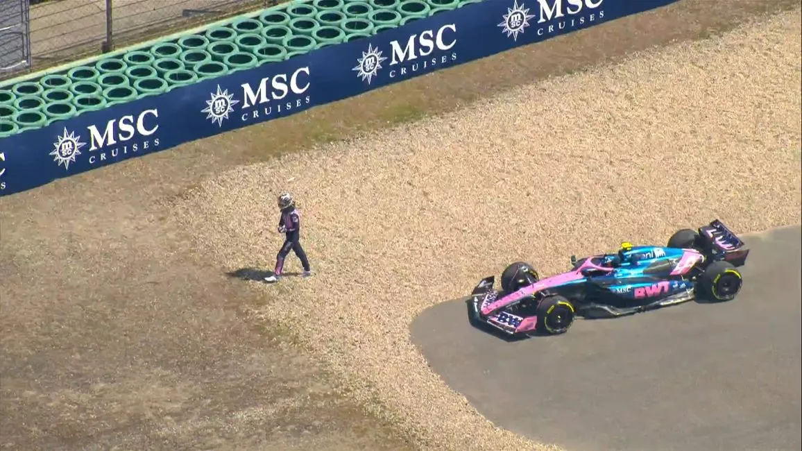 Ante la mirada de Colapinto y los ingenieros de Alpine, Doohan sufrió las fallas del auto y no terminó el entrenamiento